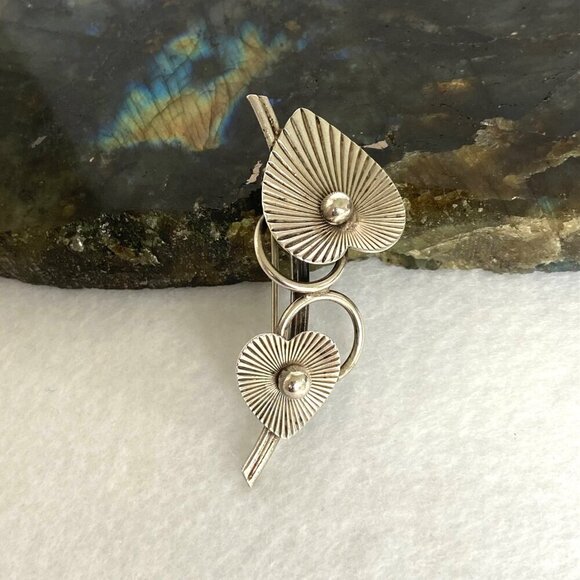 VTG 1950's Signed BEAU Sterling Silver Double Rayed Heart Leaf Foliage Brooch - Picture 16 of 16